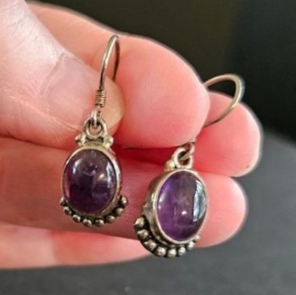 **Final Sale** Sterling silver purple amethyst earrings - Picture 1 of 9